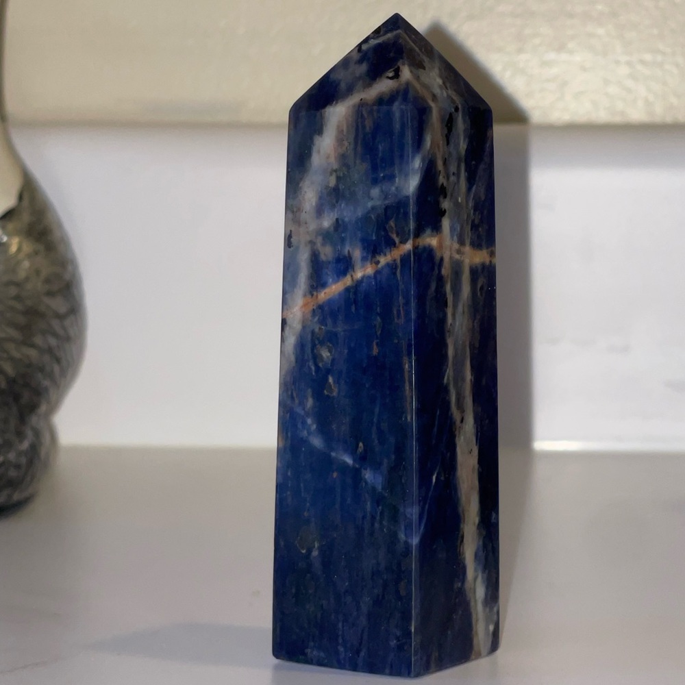 Blue Sodalite Crystal Tower Point w/ Calcite Lighting Boltz